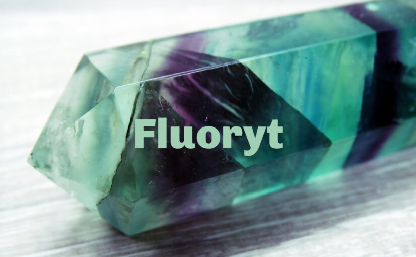 Fluoryt – wielobarwny kamień w biżuterii handmade